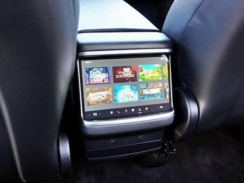 Used 2024 Tesla Model X AWD/4WD image 34
