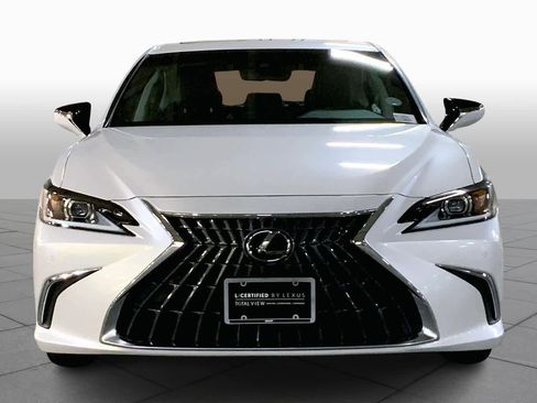 Certified 2022 Lexus ES 350 w/ Premium Package image 3