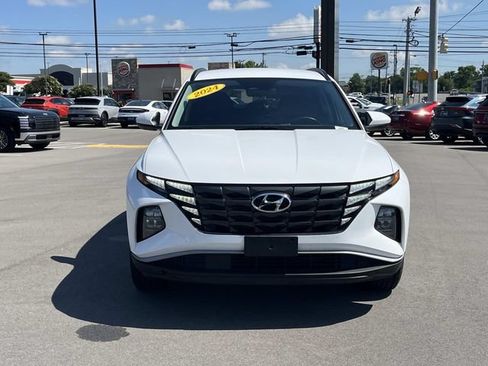 Certified 2024 Hyundai Tucson SEL FWD image 2