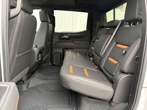 New 2026 GMC Sierra 1500 AT4 w/ Technology Package AWD/4WD image 25