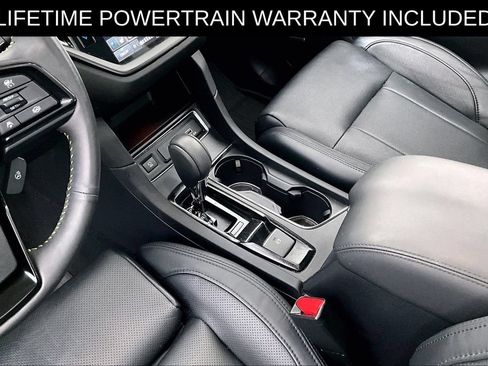 Used 2025 Subaru Ascent Bronze Edition AWD/4WD image 17