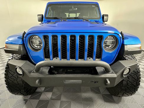Used 2021 Jeep Gladiator Rubicon AWD/4WD image 3