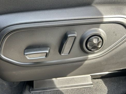 New 2025 Jeep Grand Cherokee L Limited image 13