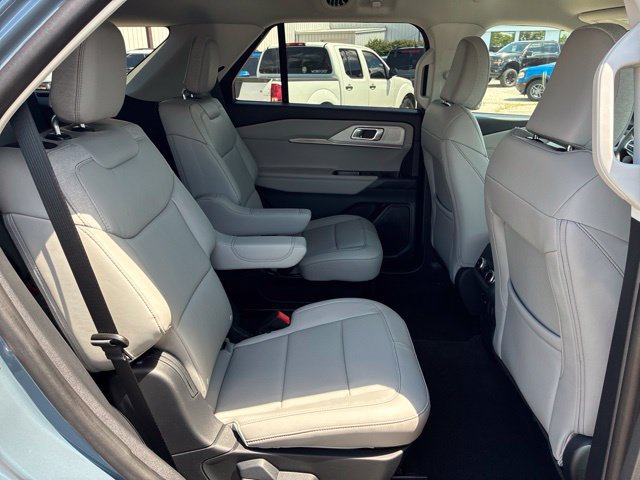 New 2026 Ford Explorer Active w/ Active Comfort Package RWD image 30