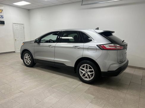 Used 2022 Ford Edge SEL w/ Convenience Package AWD/4WD image 11