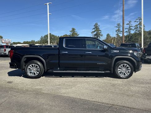 Used 2025 GMC Sierra 1500 Denali image 11