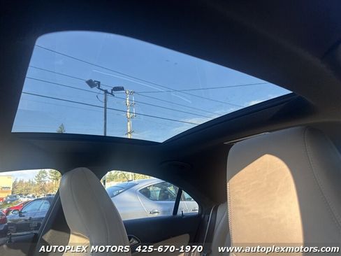 Used 2014 Mercedes-Benz CLA 250 image 19