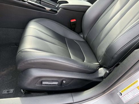 Certified 2024 Acura Integra image 12