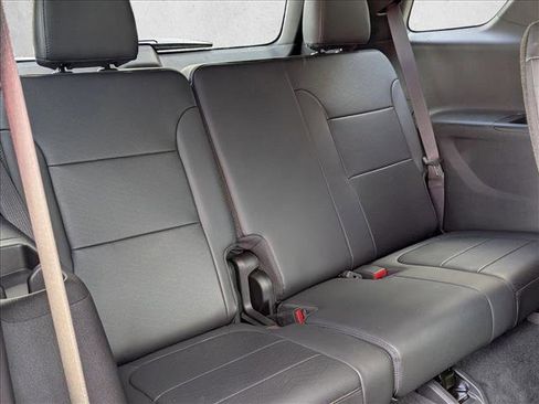 Used 2022 Chevrolet Traverse High Country w/ LPO, Cargo Package image 21
