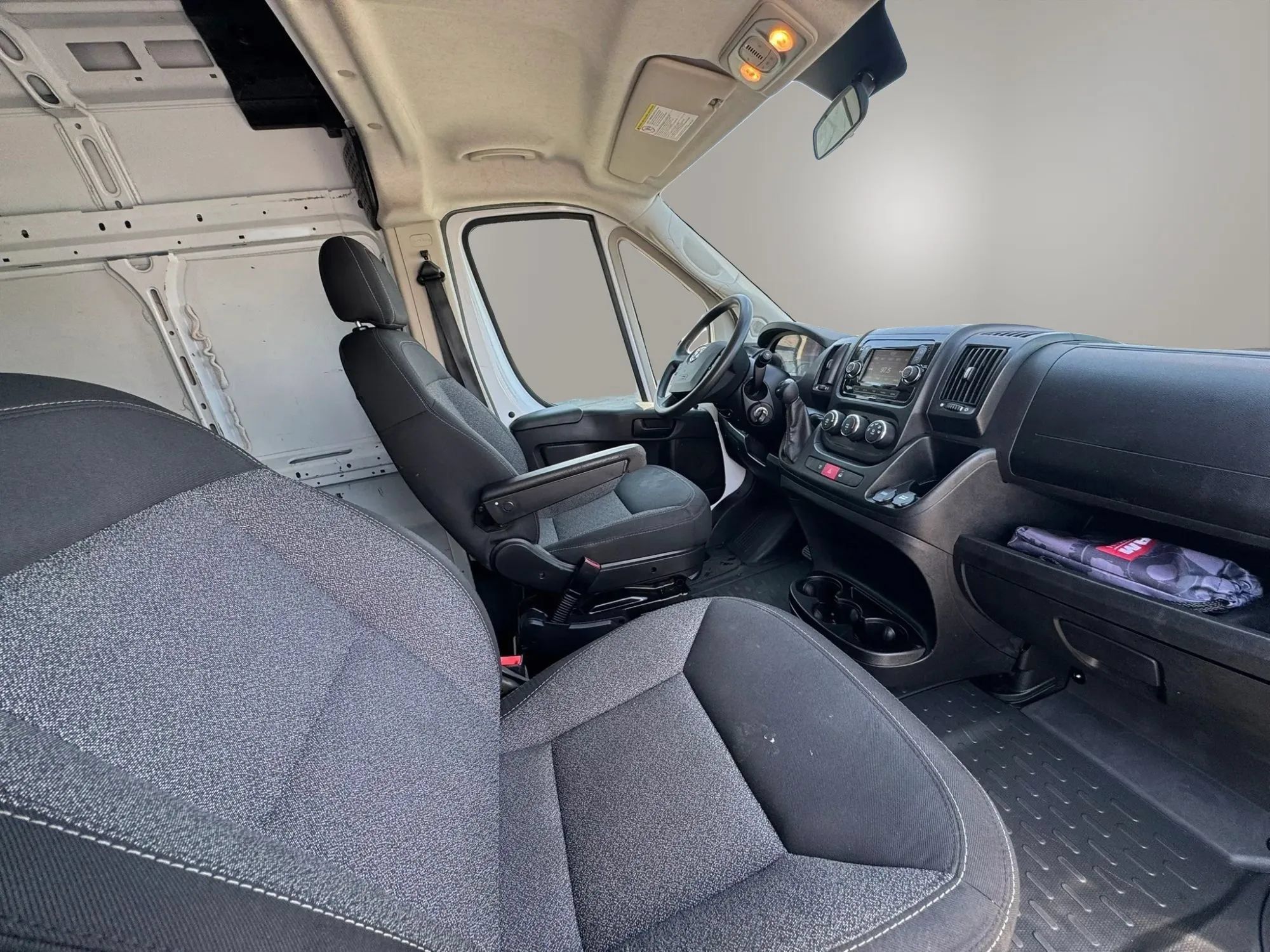 Used 2021 RAM ProMaster 2500 FWD image 14