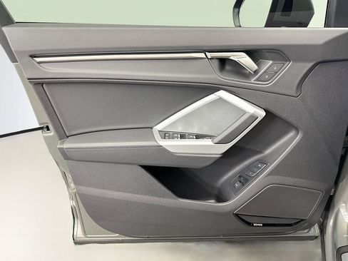 New 2025 Audi Q3 2.0T Premium image 22