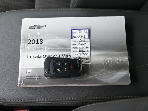 Used 2018 Chevrolet Impala LT FWD image 20