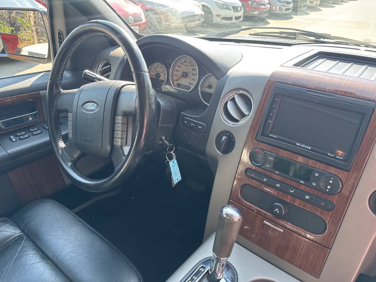 Used 2004 Ford F150 Lariat AWD/4WD image 19