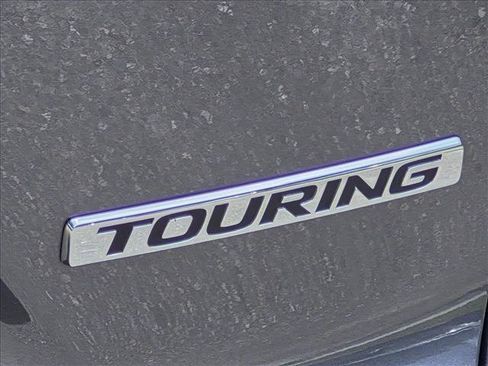 Used 2017 Honda CR-V Touring image 19
