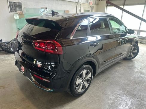 Used 2019 Kia Niro LX FWD image 5
