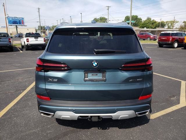 Used 2026 BMW X5 xDrive40i AWD/4WD image 6