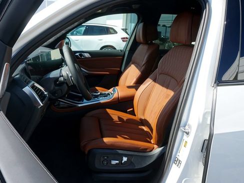 New 2027 BMW X7 M60i AWD/4WD image 10