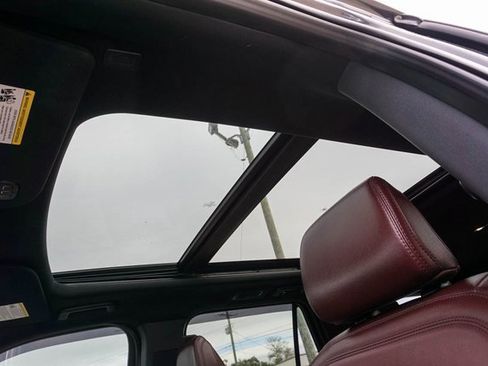 Used 2022 Ford Expedition Max Limited image 29