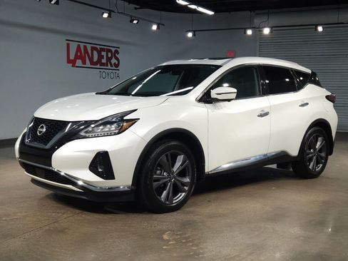 Used 2024 Nissan Murano Platinum w/ Cargo Package image 3