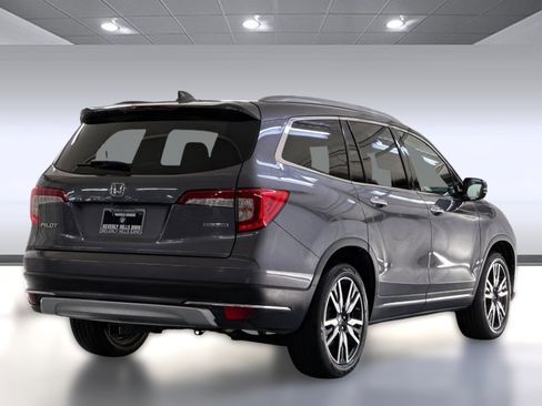 Used 2019 Honda Pilot Touring image 8