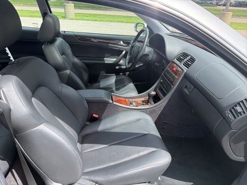 Used 1999 Mercedes-Benz CLK 320 Coupe image 12