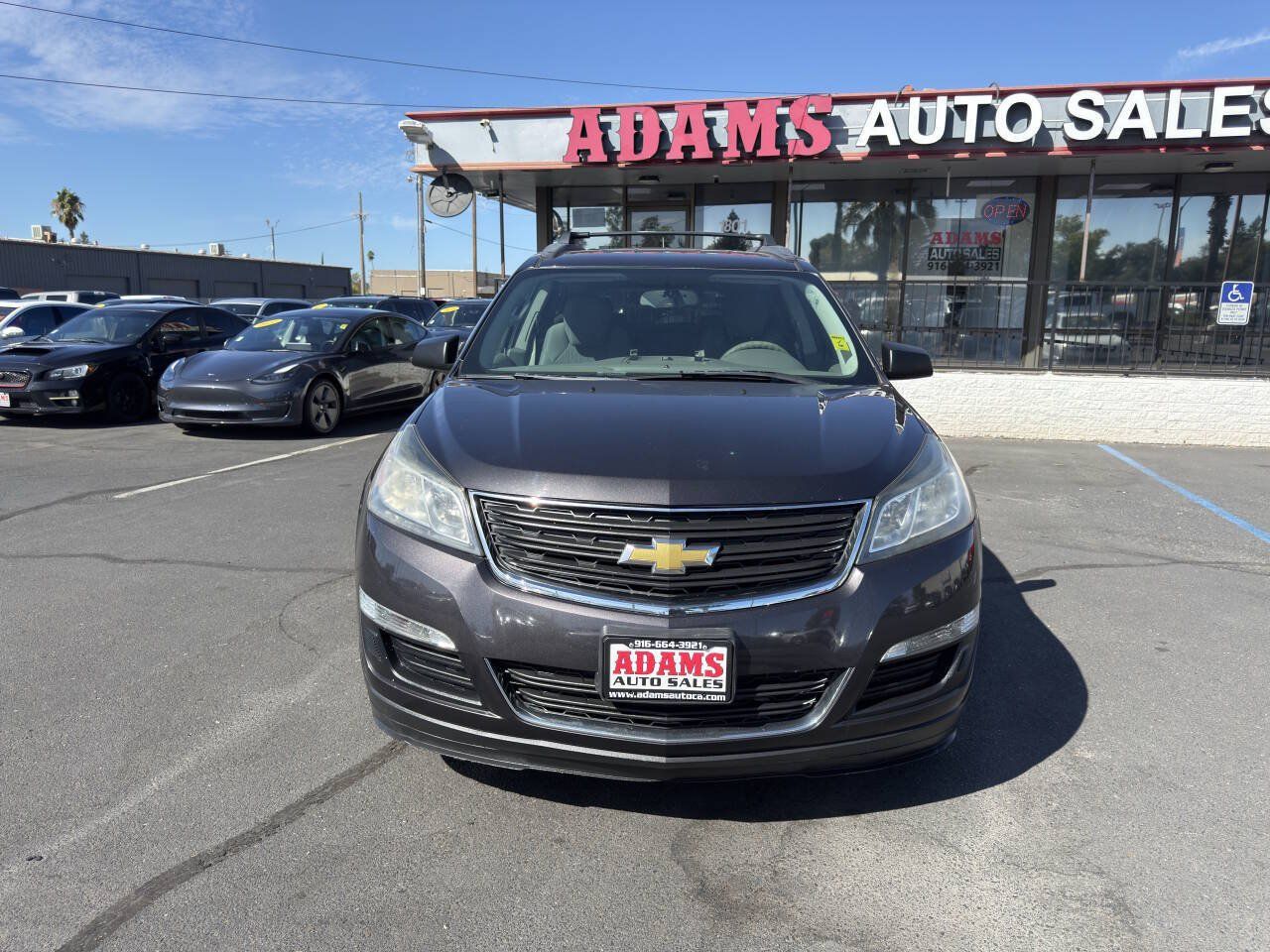 Used 2016 Chevrolet Traverse LS w/ LPO, 'HIT The Road' Package FWD image 8