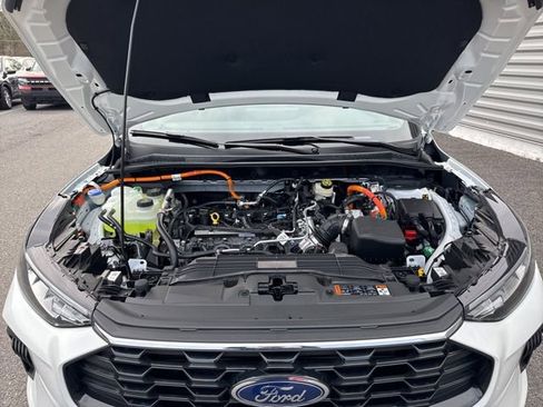 New 2025 Ford Escape ST-Line w/ Equipment Group 301A image 37