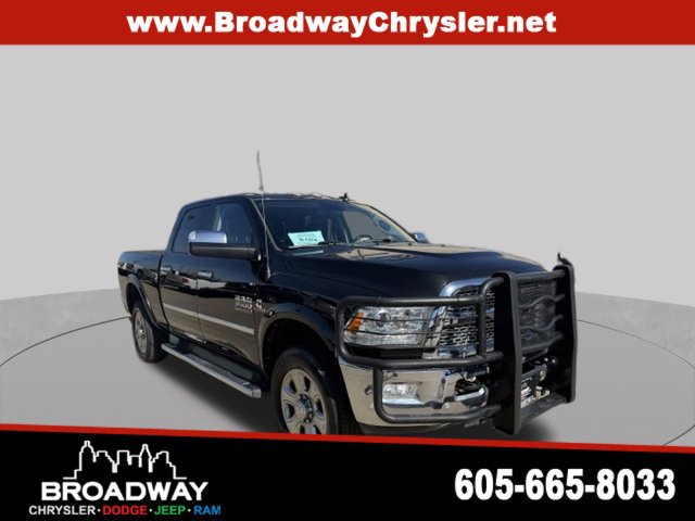 Used 2018 RAM 3500 Laramie w/ Convenience Group AWD/4WD image 1