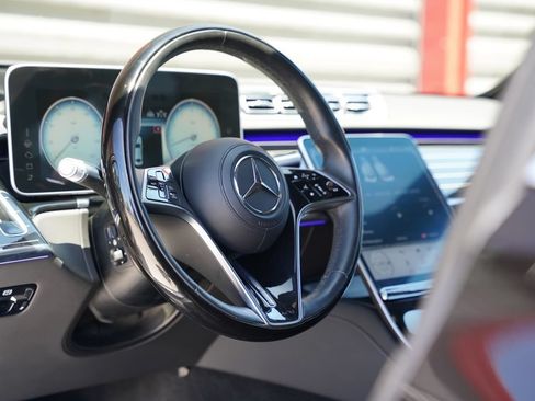 Used 2024 Mercedes-Benz Maybach S 680 4MATIC image 18