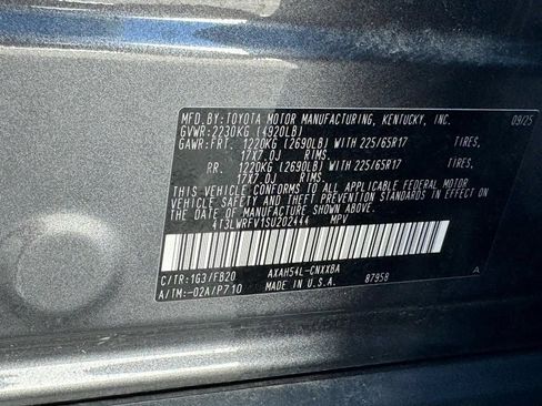 Used 2025 Toyota RAV4 LE AWD/4WD image 23
