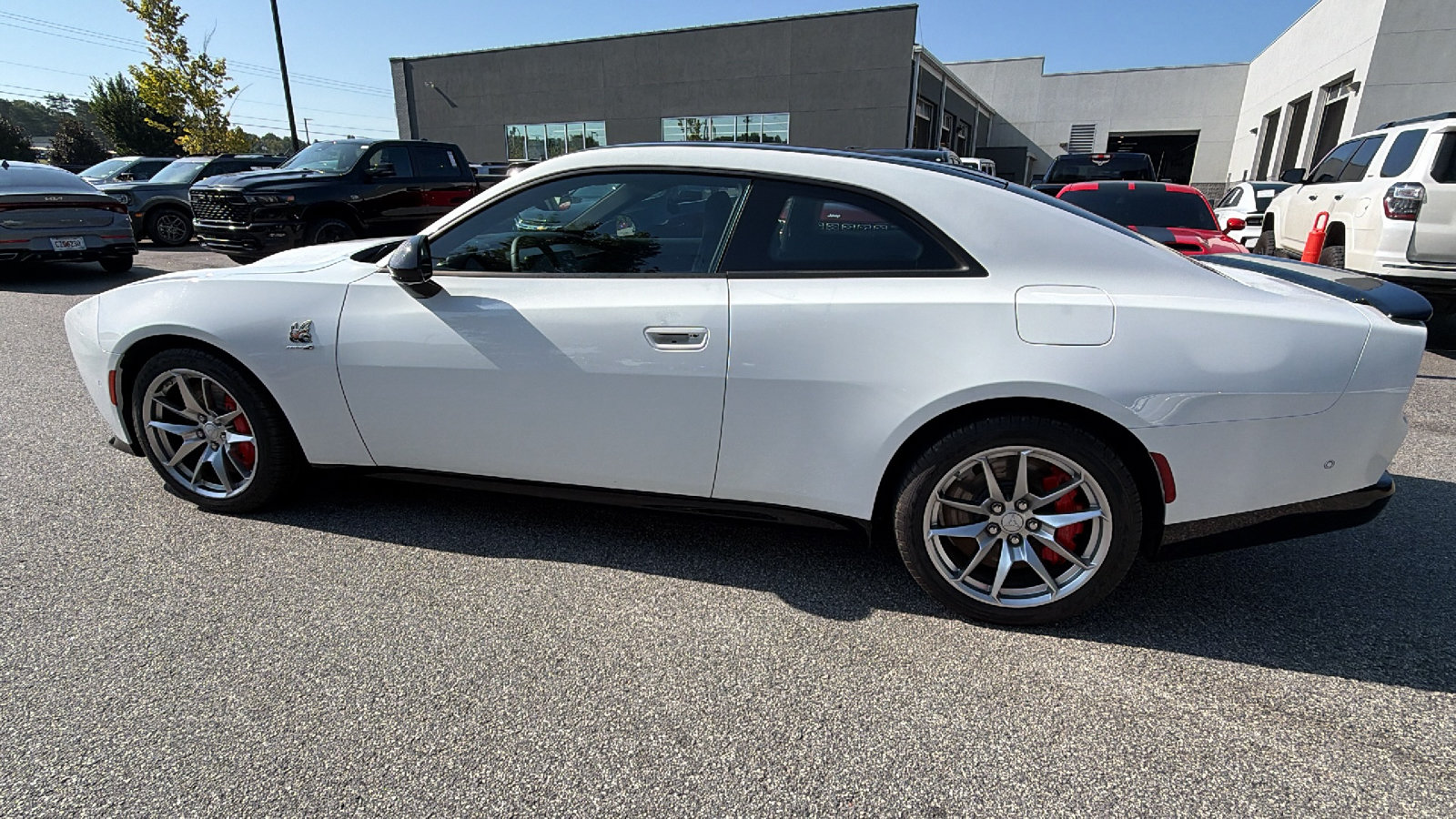 Used 2024 Dodge Charger Daytona Scat Pack w/ Plus Group AWD/4WD image 11