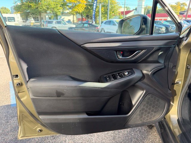 Used 2020 Subaru Outback Premium AWD/4WD image 10