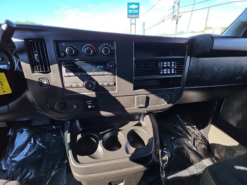 Used 2025 GMC Savana 2500 w/ Driver Convenience Package RWD image 13