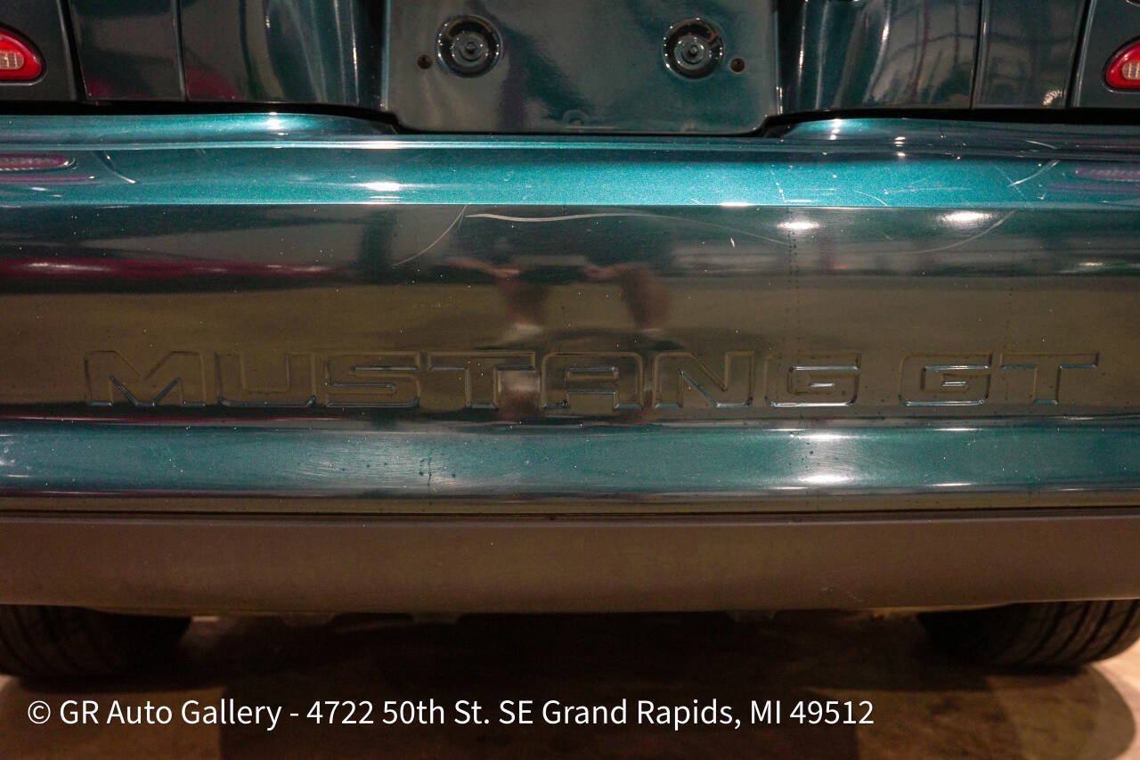 Used 1994 Ford Mustang GT RWD image 37
