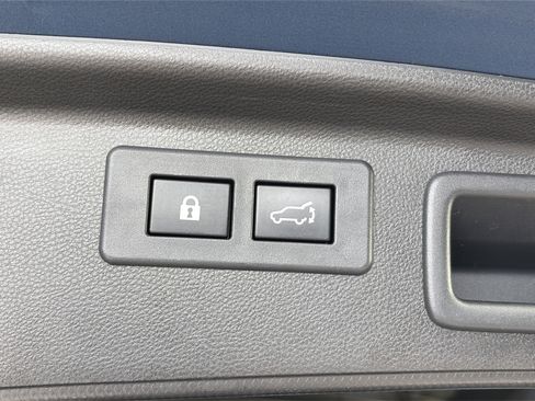 Used 2020 Subaru Forester Premium AWD/4WD image 15