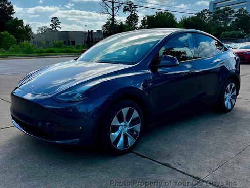 Used 2023 Tesla Model Y Long Range AWD/4WD image 12