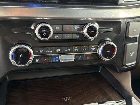 New 2025 Ford F250 King Ranch w/ Chrome Package image 24