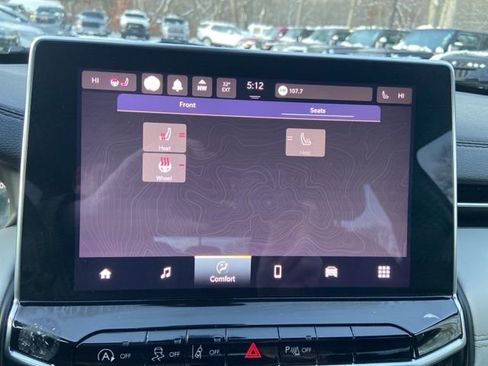 Used 2023 Jeep Compass Limited image 21