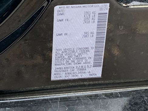 Used 2025 Nissan Altima 2.5 SV image 10