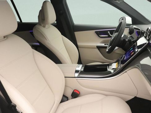 New 2026 Mercedes-Benz GLC 300 image 7