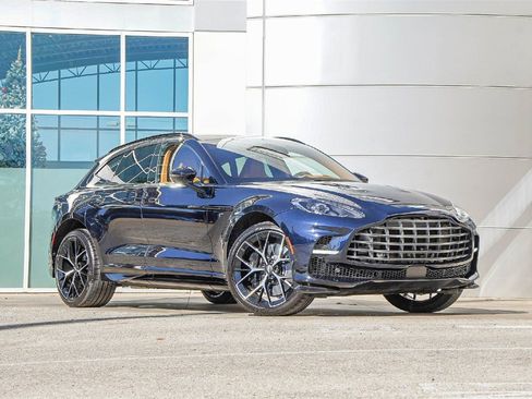 New 2026 Aston Martin DBX 707 image 1
