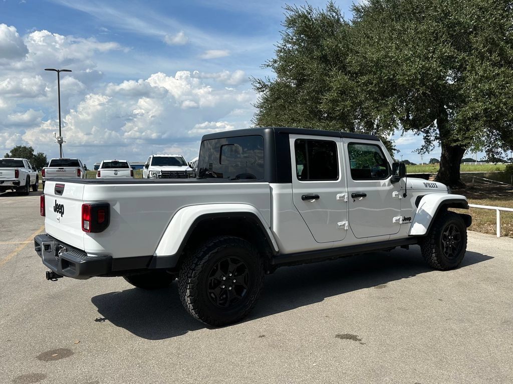 Used 2022 Jeep Gladiator Sport AWD/4WD image 5