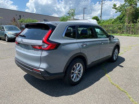 Used 2023 Honda CR-V EX-L image 3