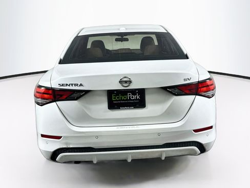 Used 2023 Nissan Sentra SV w/ SV Premium Package FWD image 7