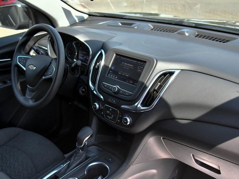 Used 2022 Chevrolet Equinox LT image 41