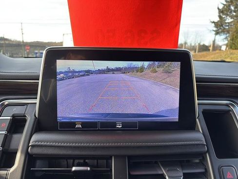 Used 2021 Chevrolet Suburban LS image 23