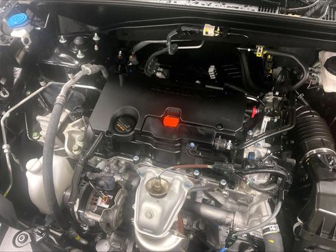 Used 2025 Honda HR-V Sport image 35