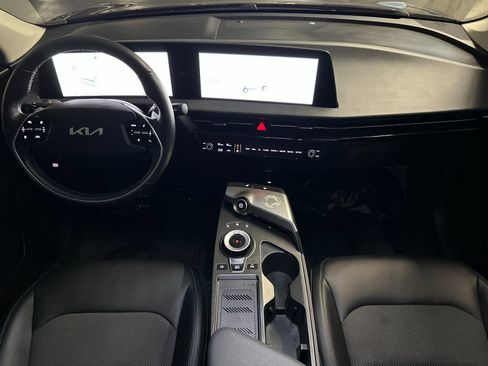 Certified 2024 Kia EV6 Light image 17