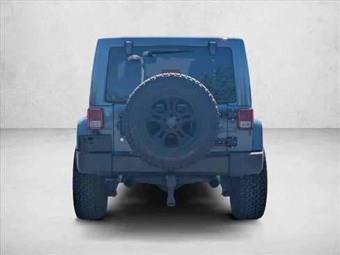 Used 2015 Jeep Wrangler Unlimited Sahara AWD/4WD image 6