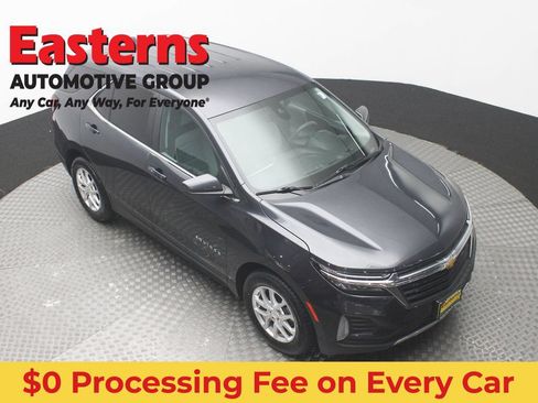 Used 2022 Chevrolet Equinox LT FWD image 3